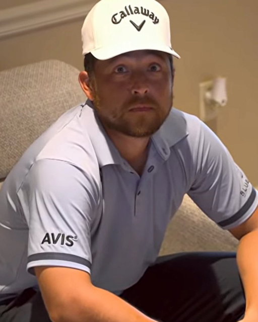 Watching your teammates like… 
