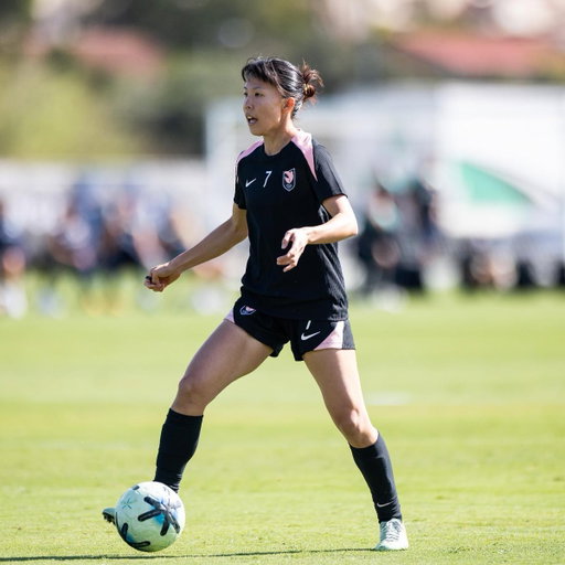 📰 #AngelCityFC midfielder Hina Sugita suffered a left anterior cruciate ligament (ACL) injury and has been placed on the season-ending injury (SEI) list.
All our support behind Hina 🖤

Read the update here: https://t.co/nF5XvBQaSR 