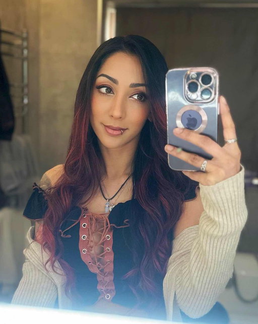 YES, I am covering #CrimsonDesert ! 😋 LETS GO!

Also, keep an eye out for MORE CD NEWS SOON! 👀
🔴LIVE NOW ⭐https://t.co/jM08QWoD90 ⭐ #Ad
