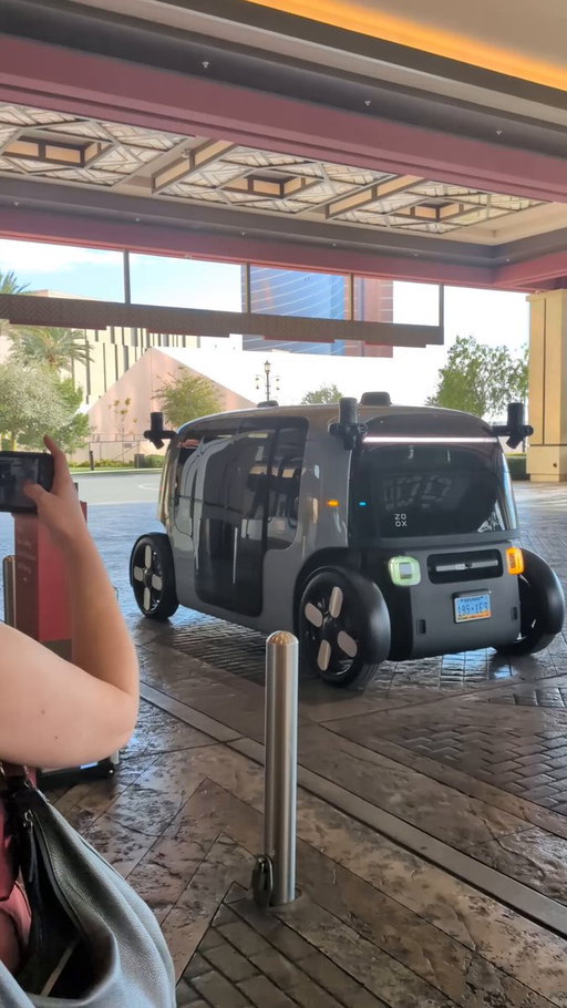 Big news from @zoox: service areas are expanding in SF and Vegas soon, deployments are coming up in Austin &amp; Miami, and new product features are rolling out. Pumped for more customers to experience this. 