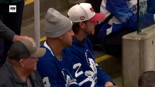 Ernie Clement and George Springer were in the wrong seats 😂

🎥: Sportsnet | NHL 
