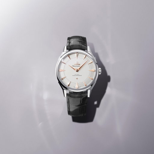 The Constellation Observatory collection is the world’s first two-hand watch to achieve Master Chronometer certification. Two new Co-Axial Master Chronometer calibres power references across O-MEGASTEEL, 18K gold, and 950 Platinum-gold. 
#OMEGA
#Constellation 