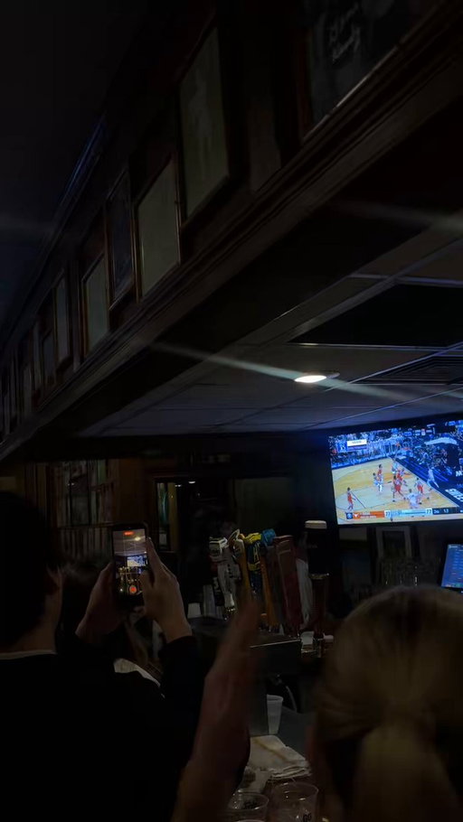 WE ARE ELITE‼️‼️

Harry’s went through all the feelings tonight. 
