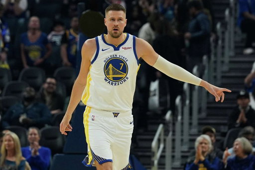 BREAKING: Kristaps Porzingis is likely to re-sign with the Warriors in the offseason, per @NBCSWarriors 

Thoughts? 