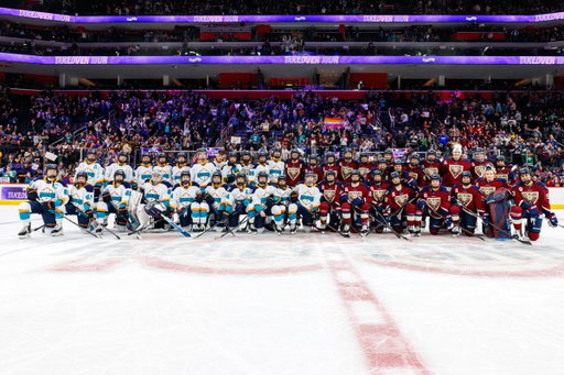 Thank you again, Detroit!

Merci, Detroit! 