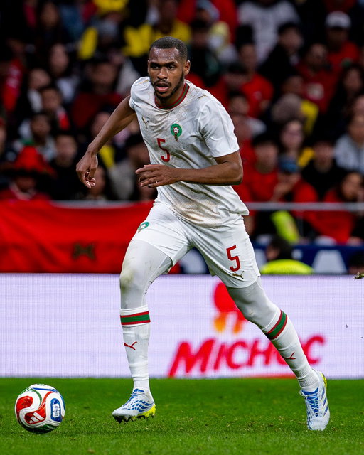 Issa's first game for Morocco. 🇲🇦🤍 