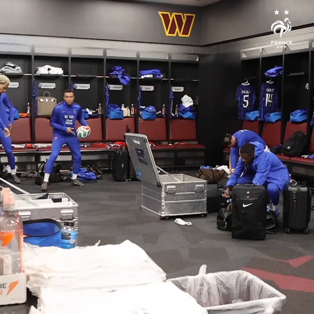 Okay, @KMbappe! 💦

