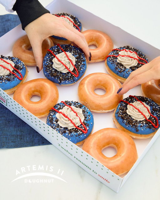 The Artemis II Doughnut is officially in orbit! 🚀🍩

Artemis II will be NASA’s first crewed mission to orbit the moon in over 50 years—celebrate with this limited-time doughnut before it’s gone! 🌙

#KrispyKreme #Doughnut #ArtemisII #Space #Moon #NASA #Launch 