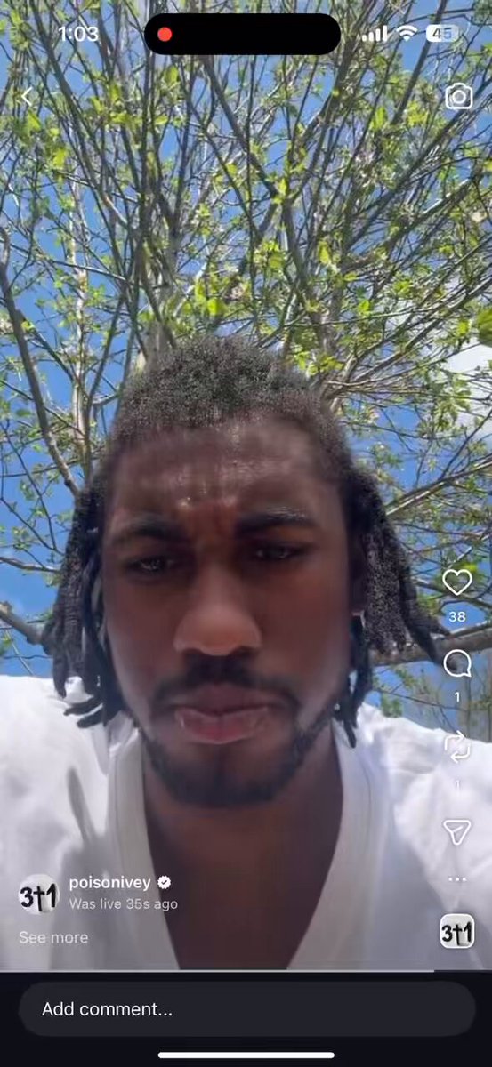 Jaden Ivey reveals that his wife hasn’t been texting him back

(h/t @jackkmsu ) 

 