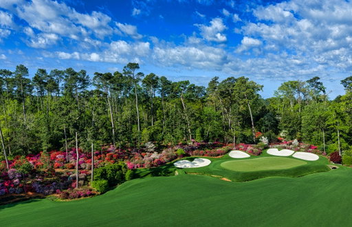 April blooms at Augusta National Golf Club. #themasters 