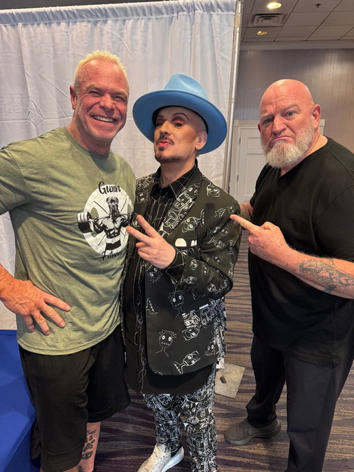 Well….. Boy George wasn’t interested in one of us. I’ll let you decide! #OUDK #CHILL 