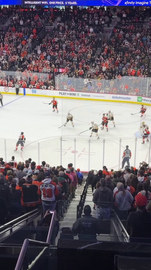 That crowd pop. 💥 
