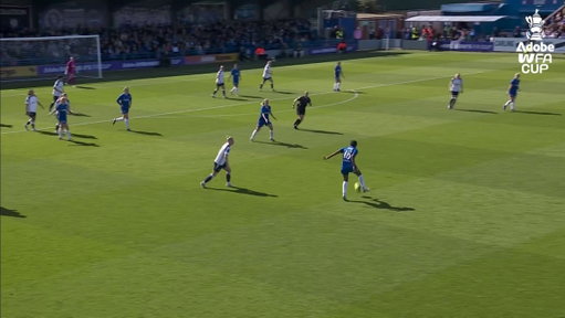 Veerle Buurman scores late to grab her first in Chelsea blue! 👏

📺 Watch live on @C4Sport, @footballontnt and @Sportsonmax 