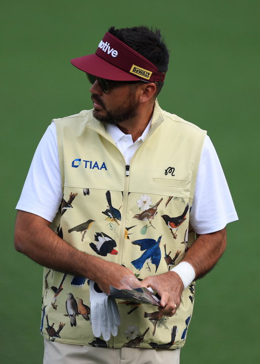 Talk birdie to me @malbongolf 