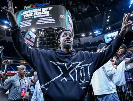 the most influential player in franchise history.

always embraced the city no matter what.

if last night was the end of the 7 year journey in Memphis, thank you for everything Ja Morant. 🤞💙 