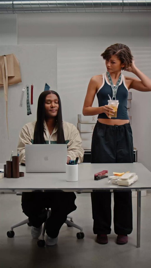 Living the dream. Working overtime to create the collection with @LUXURYLAW.

#DreamOn #Zendaya 