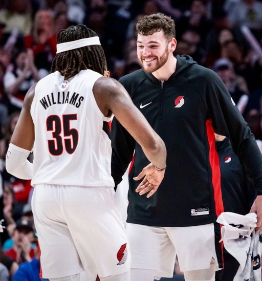 Lowest opponent FG% allowed at the rim since the All-Star break (min. 75 FGA defended):

48.8 - Robert Williams III
49.4 - Paul Reed
50.3 - Donovan Clingan
50.5 - Chet Holmgren
50.5 - Ryan Kalkbrenner
51.0 - Adem Bona
51.7 - Victor Wembanyama
52.8 - Yves Missi
55.4 - Luke Kornet 