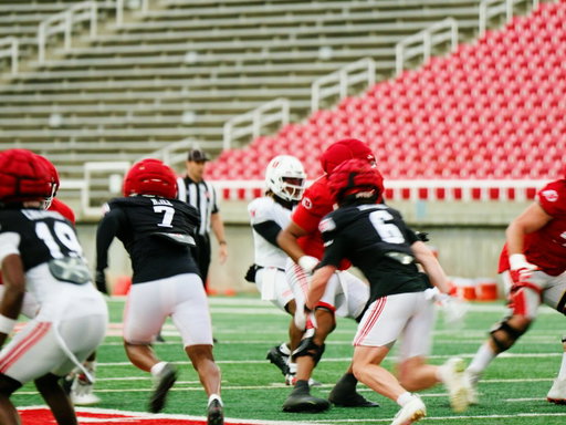 Utah Freshman TE Semi Taulanga is listed at 5’11” and 336 lbs….what a UNIT 😳 