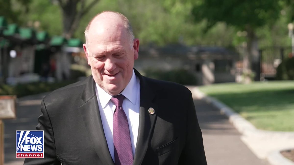 “I love the Catholic Church… I just wish they’d stick to fixing the Church and stay out of politics.”

Tom Homan, a lifelong Catholic, fires back after Pope Leo criticizes U.S. immigration enforcement.

"I wish they'd sit down with me and hear my experiences the last 40 years. Maybe they'd understand why a secure border saves lives."