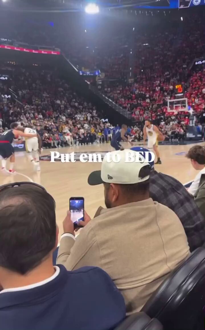 Steph had no idea his clutch 3 went in last night 😳🔥

(h/t @Fullcourtpass )  