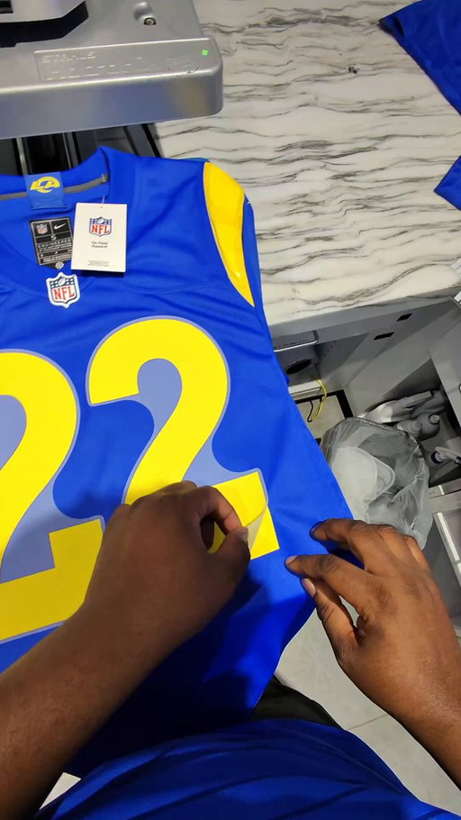 Hot off the press. 😮‍💨

@trent_mcduffie 🤝 #RamsHouse 