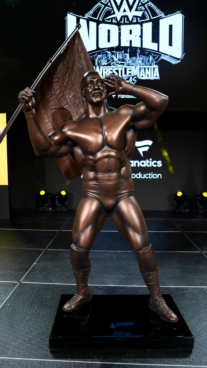 The @HulkHogan Statue has been unveiled at #WWEWorld! 🫡

#WrestleMania 
