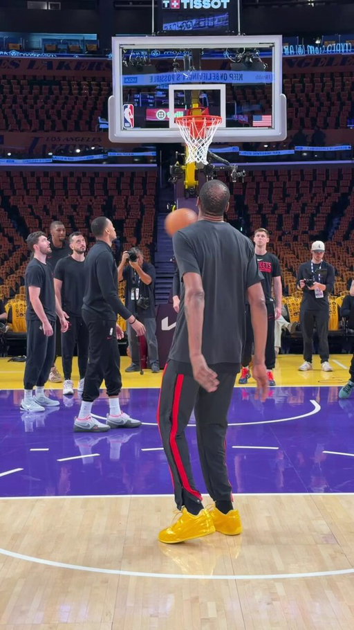 KD CAN'T MISS 🔥

Watch Game 1 of Rockets-Lakers tonight on ABC and the ESPN App 🚀 