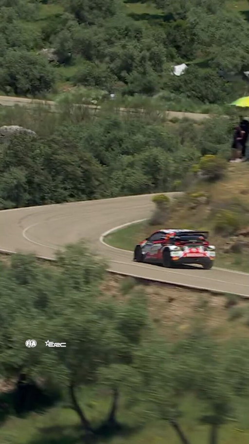A lucky, lucky man! 🤯🫣

#FIAERC | #RallySierraMorena 