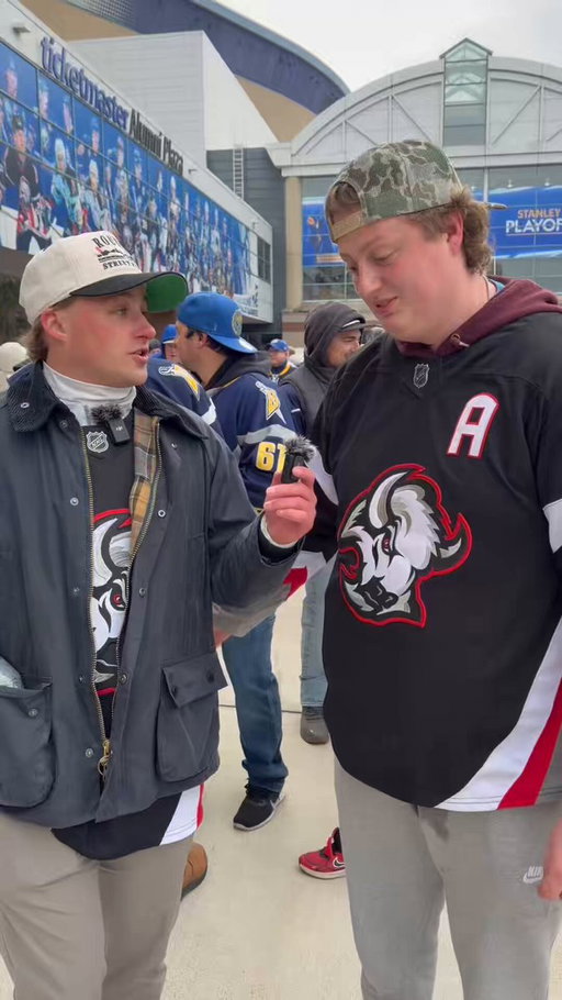 Asking Buffalo Sabres fans about their 14 year playoff drought being over 😂

#Sabrehood 