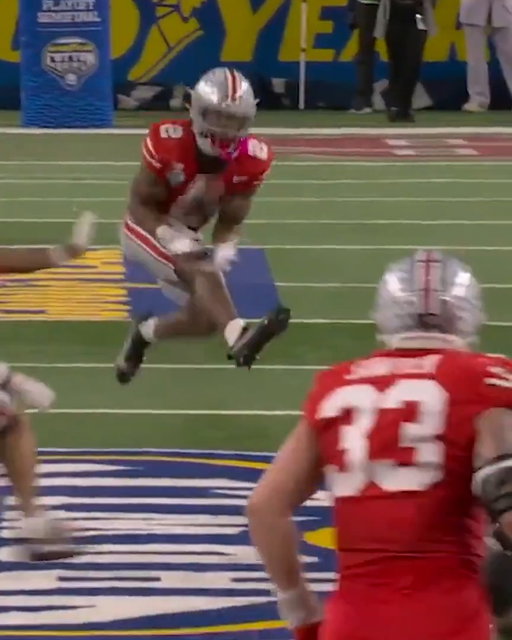 I’m clearly not a fan of Ohio State but this is one of the best college football players I’ve ever watched.

It hurt to write this tweet. 