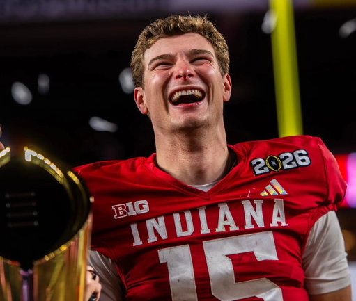 NFL Draft instant grades for every 2026 first-round pick

1. Las Vegas Raiders: Fernando Mendoza, QB, Indiana

Grade: A

There is a lot to love to Fernando Mendoza’s game, including his accuracy, but what continues to stand out is his toughness.

https://www.sbnation.com/nfl/1111962/nfl-draft-2026-instant-grades-every-first-round-pick 