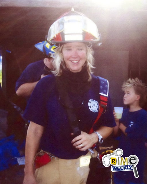 On August 17th, 2006, Brandy Lynn Hall, a 32-year-old firefighter and mother of two, vanished after leaving her Florida fire station. Her truck was found submerged in a nearby pond, blood inside, but no trace of her was found. 