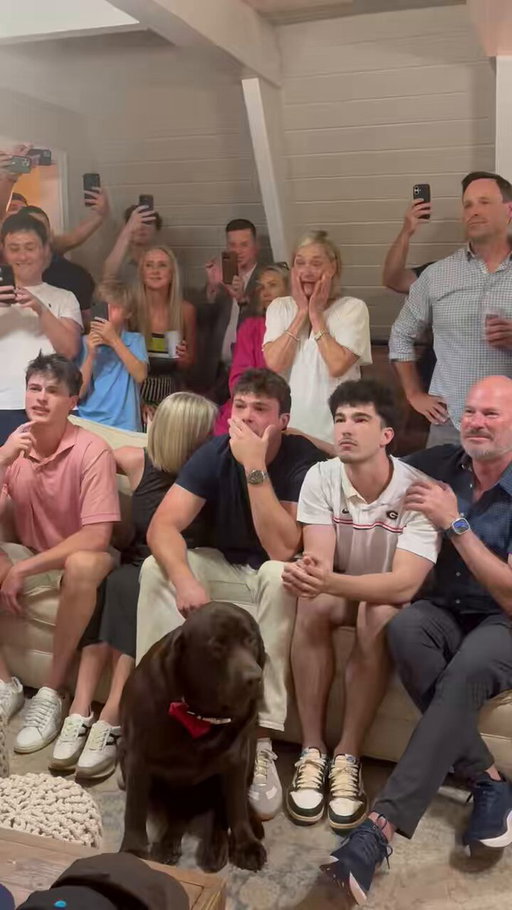 What a moment for @DelpOscar 🥹

#GoDawgs | #NFLDraft 