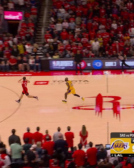 OMG LEBRON. TIE GAME.

Watch Lakers-Rockets now on @primevideo 🍿 