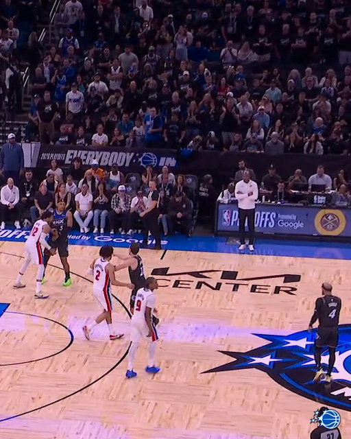 FRANZ WAGNER CLUTCH THREE 