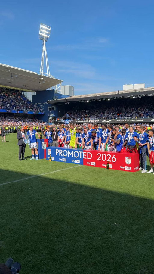 🏆 GAWN UP! 