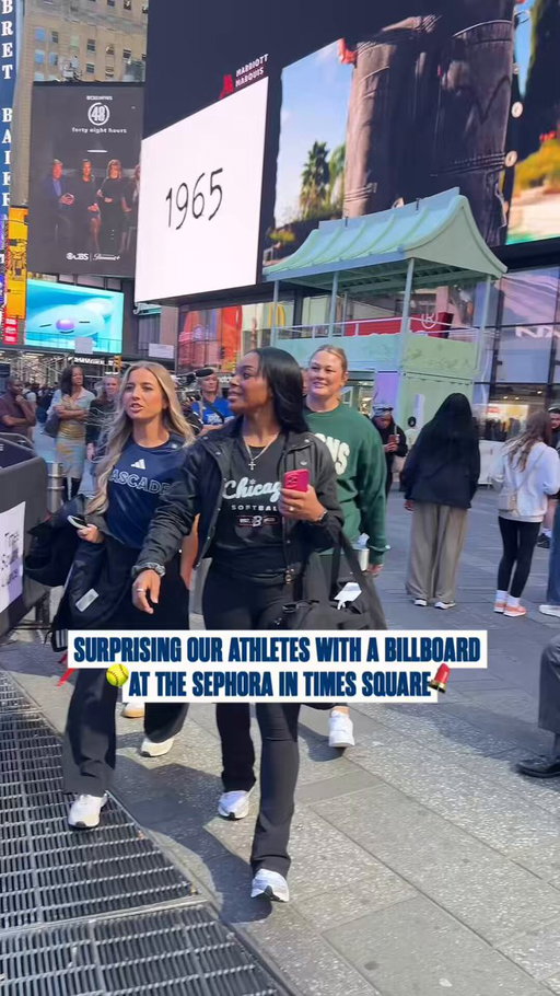 pro softball in times square! 🥎

thank you @Sephora for bringing this to life. we are so excited to keep this long term partnership going 🤩 