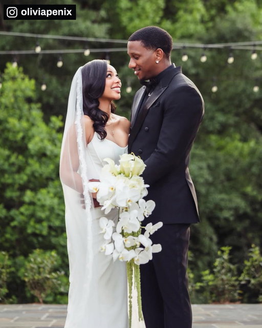 Congratulations to Michael Penix Jr. and his wife Olivia! 🤍 