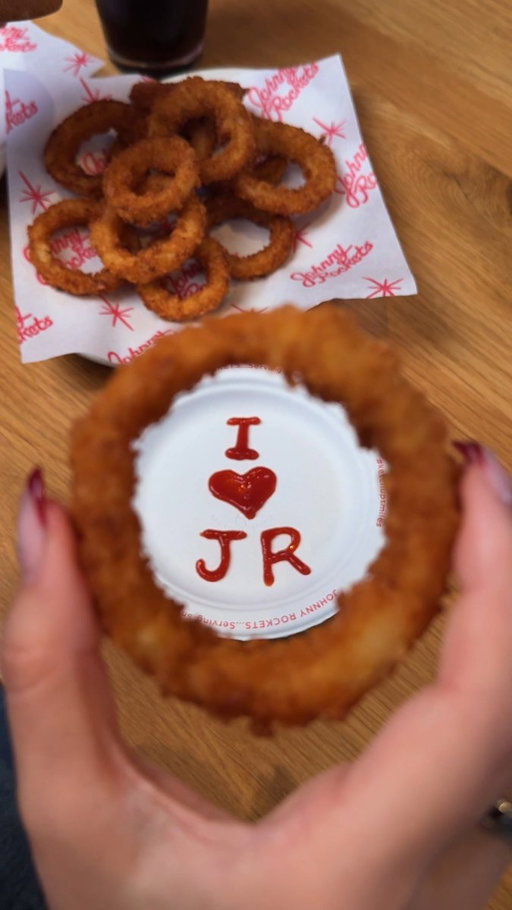 Love Johnny Rockets? Put a ring on it 🤭 and don't forget the Pepsi 🥤 #BurgersDeservePepsi 