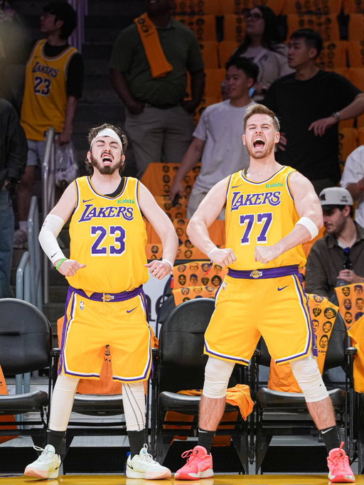 BREAKING: We are Courtside tonight for game 3 vs Thunder (same exact seats)

Lakers are 2-0 when we’re courtside 😈 