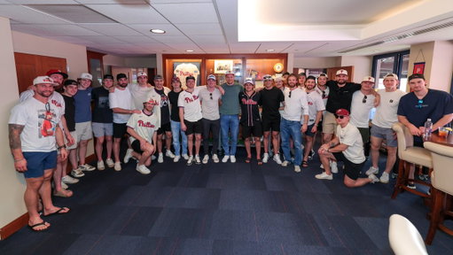 Look who stopped by 🧡🖤

Congratulations on an incredible run and a great season, @NHLFlyers! 