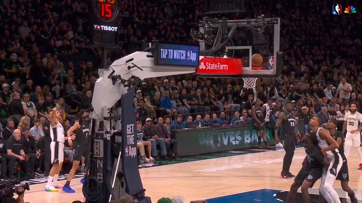 Status alert: Victor Wembanyama has been ejected Sunday after being assessed a Flagrant 2 foul. 