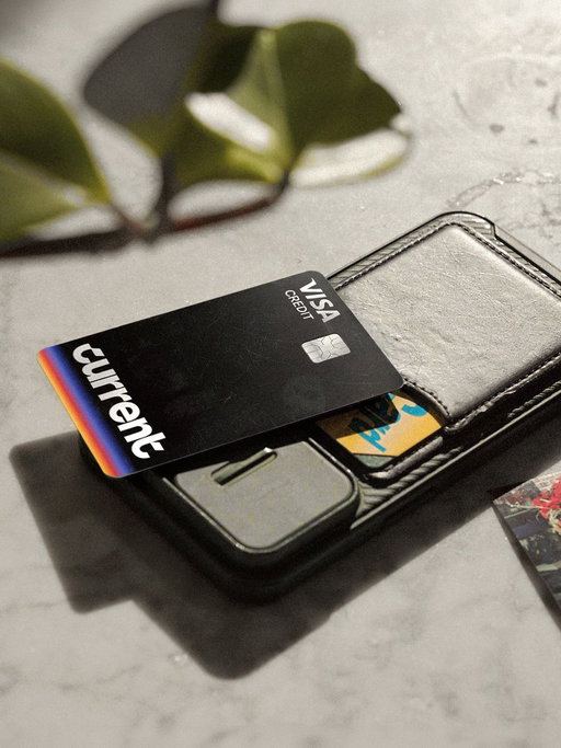 Be honest, are you using: 👀
A. Phone wallet
B. Regular wallet
C. Just your virtual Build card? 