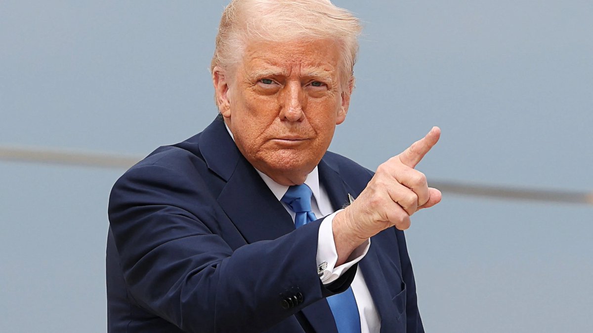 JUST IN: Republicans surge past Democrats in Senate midterm odds, projected to remain in power. 
