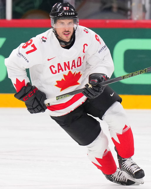 ROSTER UPDATE | Sidney Crosby has been added to 🇨🇦’s National Men’s Team for #MensWorlds.

MISE À JOUR | Sidney Crosby s’ajoute à l’équipe nationale masculine du 🇨🇦 pour le #MondialMasculin. 
