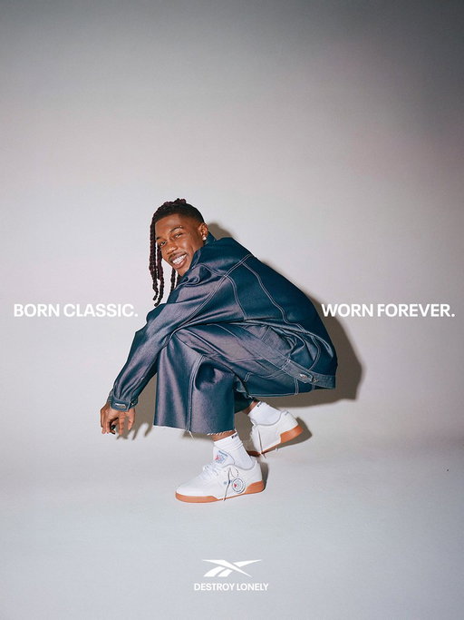 BORN CLASSIC. WORN FOREVER.
Ft. @destroylonely. A style that defies trend. An artist that defies genre. 