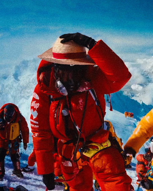 A man from France once climbed Mount Everest wearing Monkey D. Luffy’s straw hat

(via @Inoxtag) 