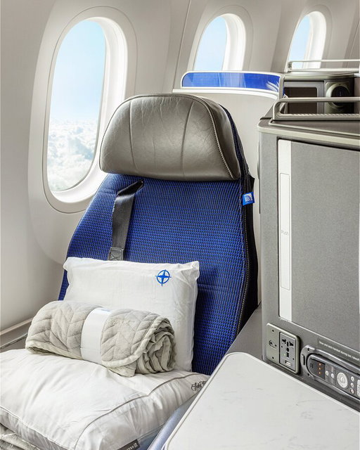 A United bear in a little shirt can only mean one thing – new routes! And here are two new ones we're *pawsitive* you'll like. Introducing:

San Francisco – Sapporo, Japan (First-ever flight from the U.S.!) 
Chicago O’Hare – Tokyo/Narita* 
*Joining existing service from Chicago O’Hare to Tokyo/Haneda
 
http://uafly.co/JapanFlights