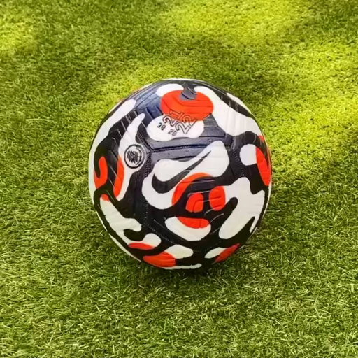 What’s inside this @nikefootball 🍰😮‍💨 