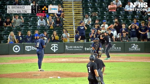 You don't see this every day. 👀 South Walton (FL) pulls off the SUICIDE SQUEEZE to win the Florida 3A State Baseball Championship in walk-off fashion over North Broward Prep. ⚾🔥

(via @NFHSNetwork)

@SWseahawks @southwaltonHS @FHSAA 